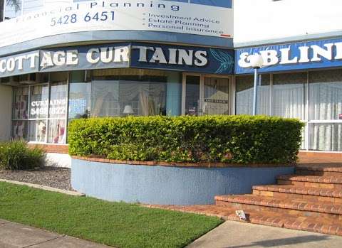 Photo: Cottage Curtains & Blinds Photo: Cottage Curtains & Blinds
